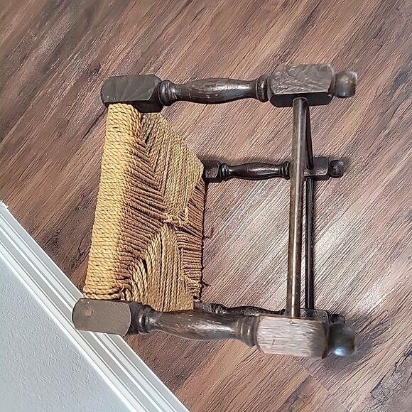 Vintage 1960 Rope Rush Twine Seat Foot Stool Arts and Crafts Primitive Rustic - Picture 8 of 12